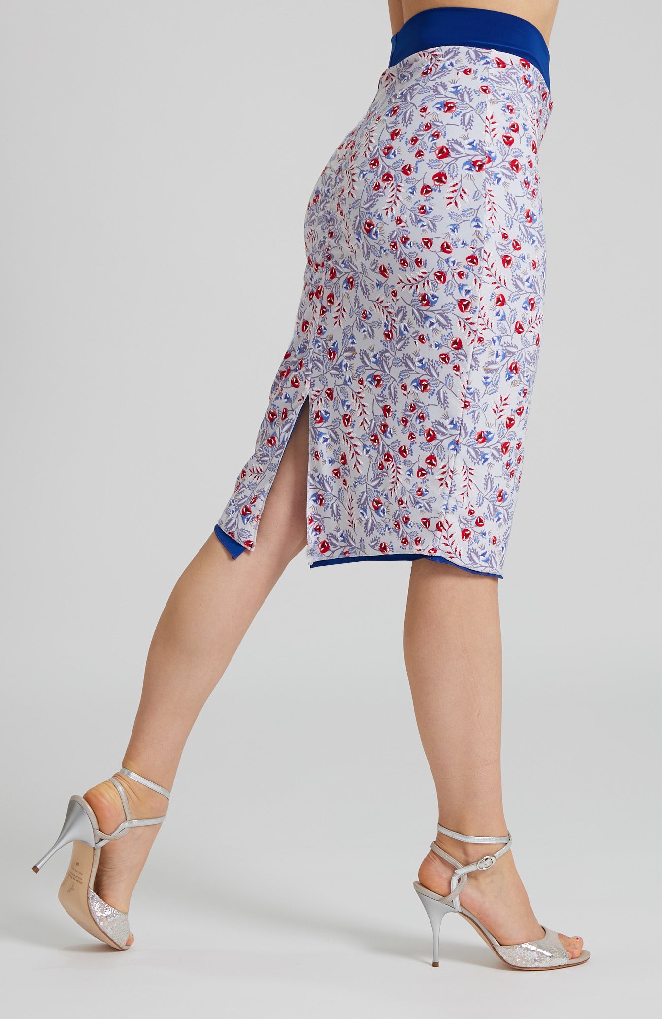 CLARA - Reversible Skirt in Royal Blue/ Red Florals