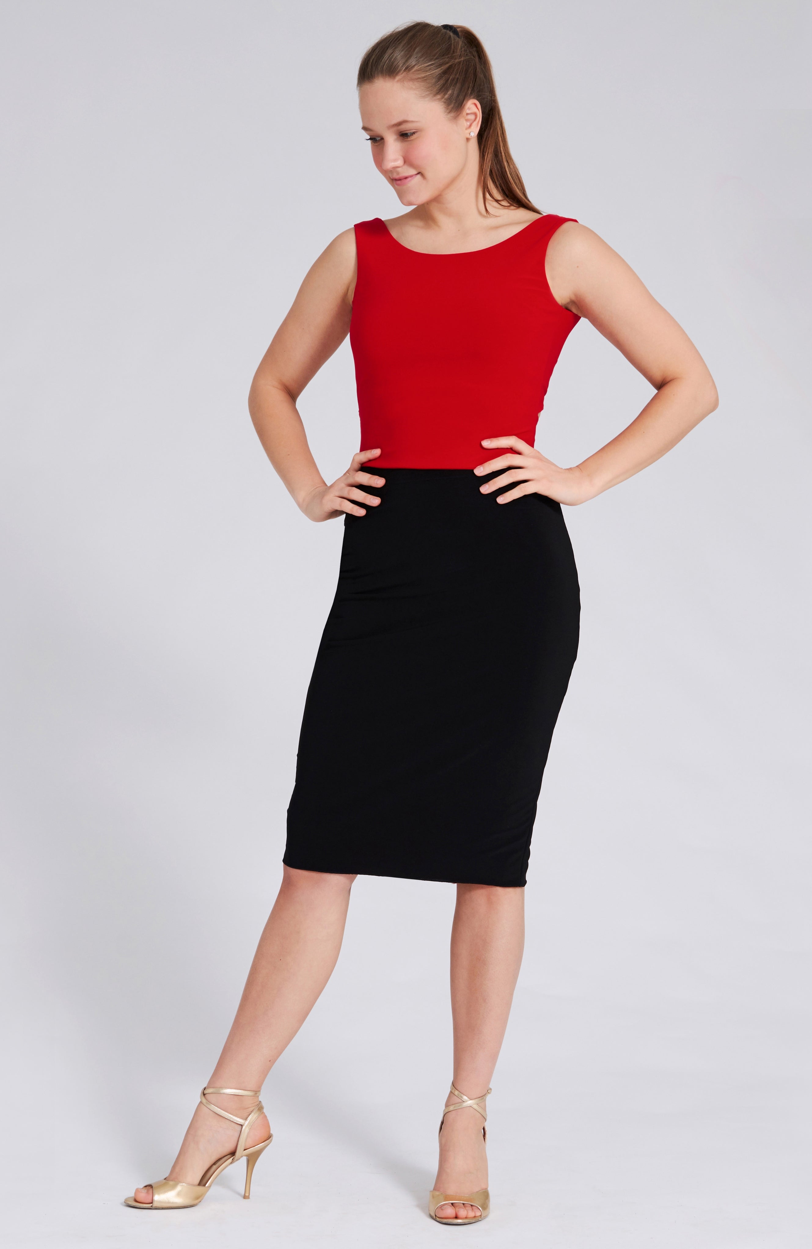 CLARA - Reversible Tango Skirt in Classic Red / Black